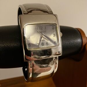 Y2K Silver Stainless Square Face Retro Bangle Watch
